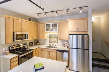 Dominium_Millworks Lofts_Kitchen